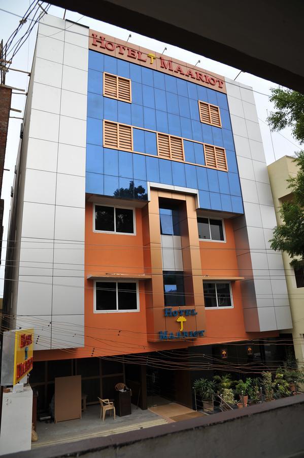 Hotel J Maariot 에로드 외부 사진