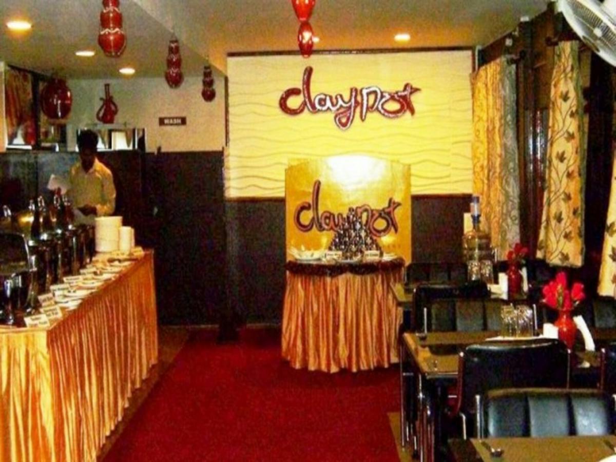 Hotel J Maariot 에로드 외부 사진